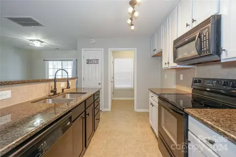 Kitchen - 10779 Traders Ct, Davidson, NC 28036 photo 2 of 3