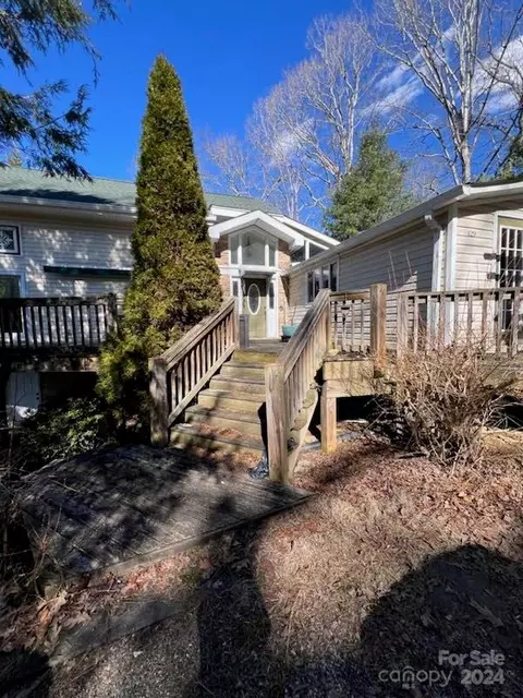 129 Beaver Creek 9 Cir #9, Candler, NC 28715