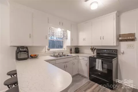 Kitchen - 808 Oval St, Kannapolis, NC 28081 photo 2 of 3
