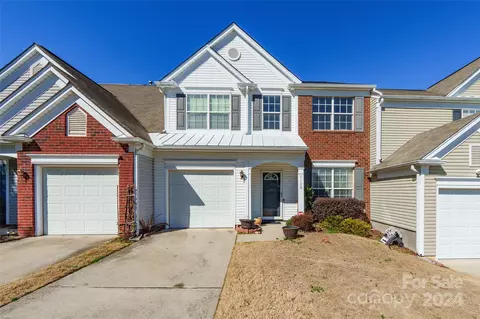 7128 Beverly Springs Dr, Charlotte, NC 28270