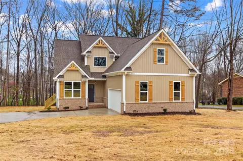 1879 Rock Springs Cir, Denver, NC 28037