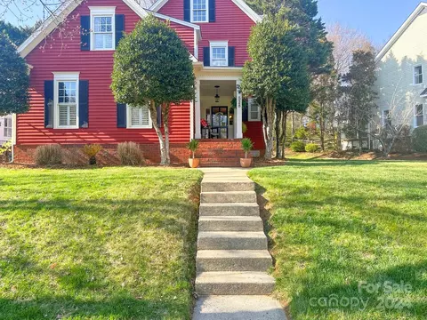 Exterior - 528 Ashby Dr, Davidson, NC 28036 photo 2 of 11