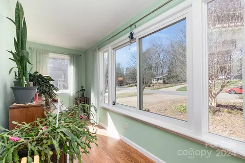 21014 Pine Ridge Dr, Cornelius, NC 28031 photo 11