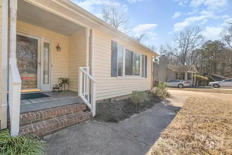 21014 Pine Ridge Dr, Cornelius, NC 28031 photo 3