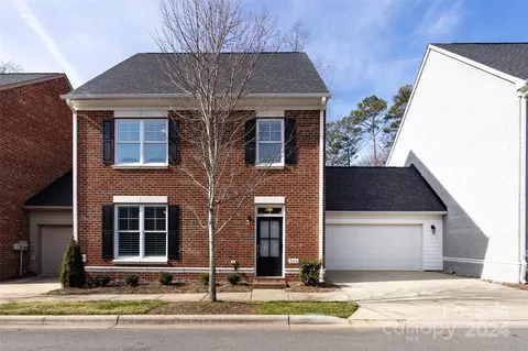 584 Summerfield Pl, Belmont, NC 28012