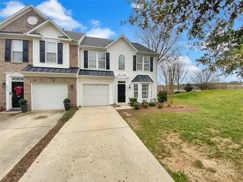12716 Bullock Greenway Blvd, Charlotte, NC 28277