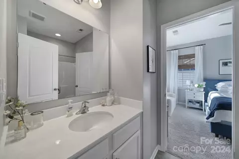 Bath - 4016 Whittier Ln, Tega Cay, SC 29708 photo 6 of 6