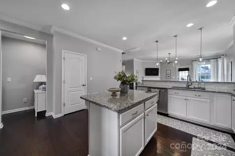 Kitchen - 4016 Whittier Ln, Tega Cay, SC 29708 photo 3 of 5