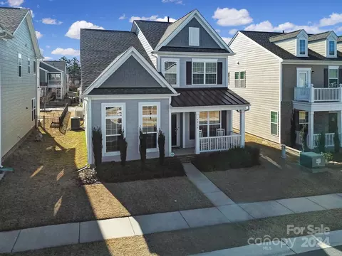 Exterior - 4016 Whittier Ln, Tega Cay, SC 29708 photo 2 of 9
