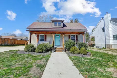 107 N Zion St, Landis, NC 28088