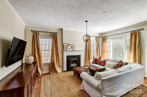107 Sumner St, Fort Mill, SC 29715
