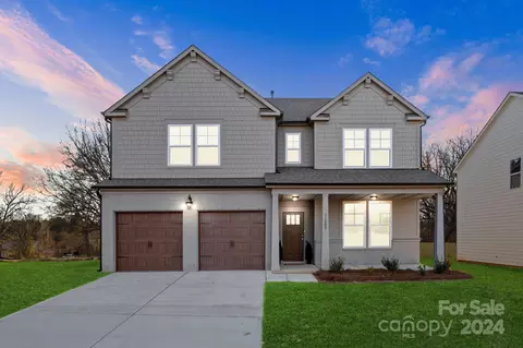 11017 N Commons Dr, Charlotte, NC 28213