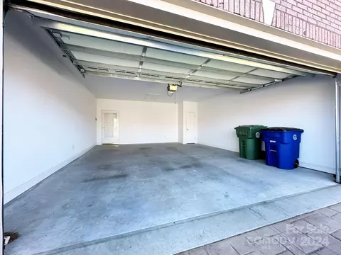 Exterior - 805 3rd Ne St NE, Conover, NC 28613 photo 5 of 10