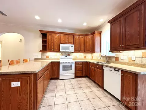 Kitchen - 805 3rd Ne St NE, Conover, NC 28613 photo 2 of 5
