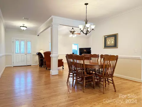 Dining - 805 3rd Ne St NE, Conover, NC 28613 photo 3 of 3