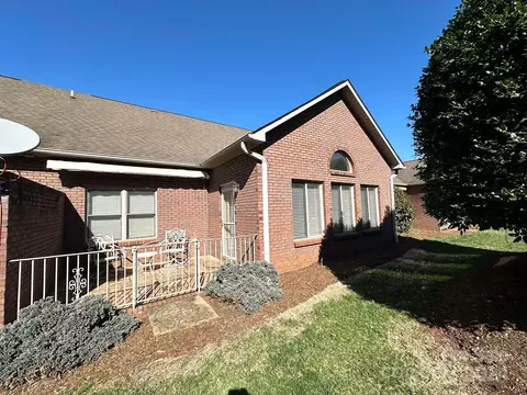 Exterior - 805 3rd Ne St NE, Conover, NC 28613 photo 3 of 10