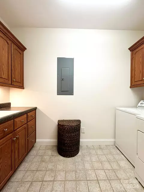 Other - 805 3rd Ne St NE, Conover, NC 28613 photo 4 of 7