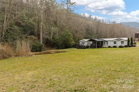 Exterior - 241 Beech Tree Rd, Whittier, NC 28789 photo 5 of 8