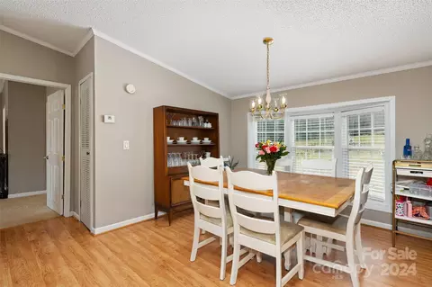 Dining - 241 Beech Tree Rd, Whittier, NC 28789 photo 3 of 3