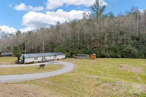 View/Area - 241 Beech Tree Rd, Whittier, NC 28789 photo 2 of 2
