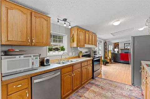 Kitchen - 241 Beech Tree Rd, Whittier, NC 28789 photo 1 of 3