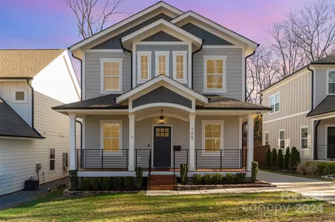 705 Tennyson Dr, Charlotte, NC 28208