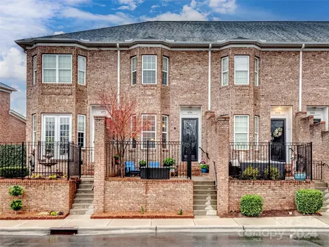 396 Beacon Nw St NW, Concord, NC 28027