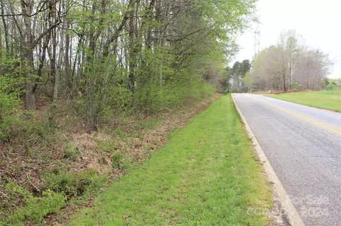 527 Morrow Farm Rd, Statesville, NC 28677