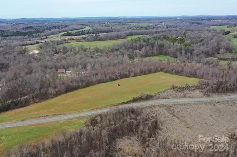 650 Williamsburg Rd, Olin, NC 28660 photo 5
