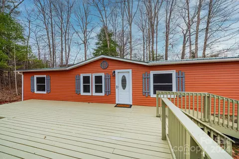3169 Bear Trail Dr, Lenoir, NC 28645