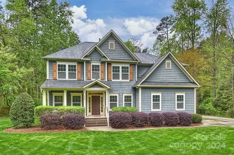 6525 Northern Red Oak Dr, Mint Hill, NC 28227