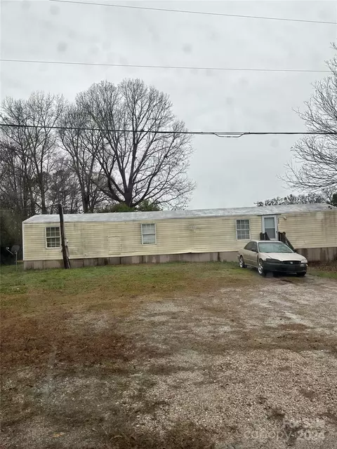 606 Michaw St, Lancaster, SC 29720