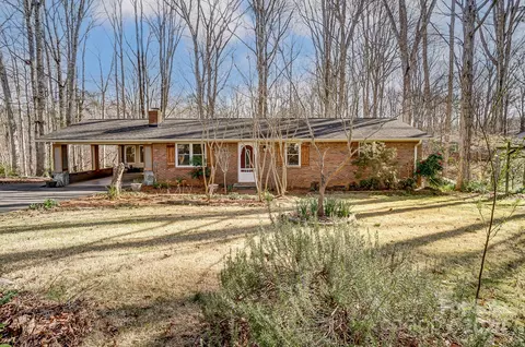 8538 Lochinvar Dr, Charlotte, NC 28227