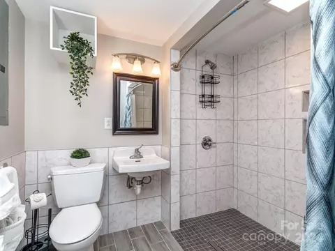 Bath - 706 Red Cedar Ln, Monroe, NC 28110 photo 4 of 4
