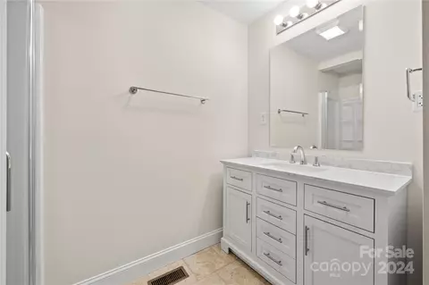 Bath - 2804 Regency Rd, Lancaster, SC 29720 photo 1 of 3
