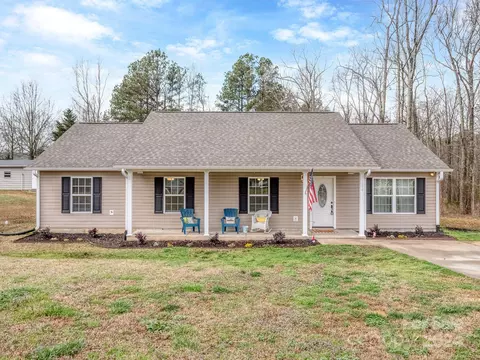 1898 Mcilwain Rd, Lancaster, SC 29720