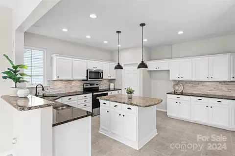 Kitchen - 816 Circle Trace Rd, Monroe, NC 28110 photo 1 of 7
