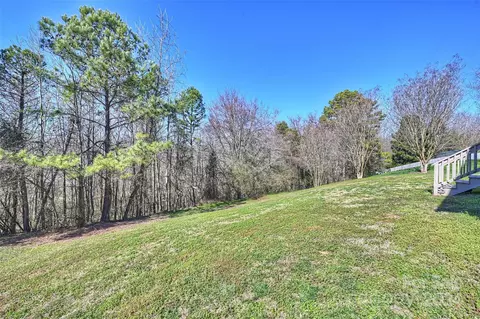 Exterior - 816 Circle Trace Rd, Monroe, NC 28110 photo 6 of 7