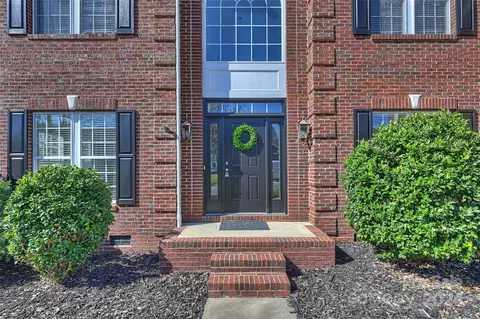 Exterior - 816 Circle Trace Rd, Monroe, NC 28110 photo 2 of 7