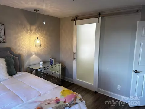 Bedroom - 18567 Vineyard Point Ln, Cornelius, NC 28031 photo 2 of 5