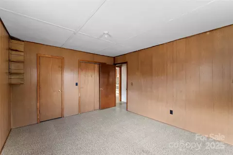 Bedroom - 10999 Rush Fork Rd, Clyde, NC 28721 photo 2 of 4
