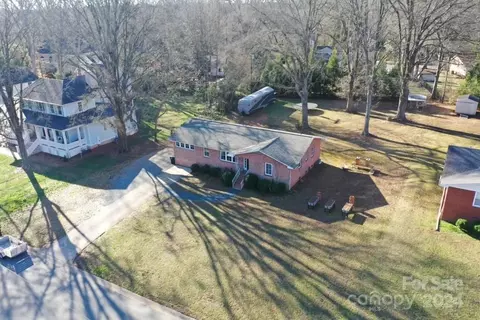 View/Area - 114 Meadowbrook Ln, Davidson, NC 28036 photo 1 of 5