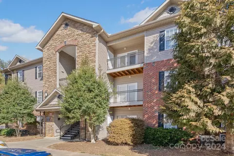 534 Appeldoorn Cir, Asheville, NC 28803