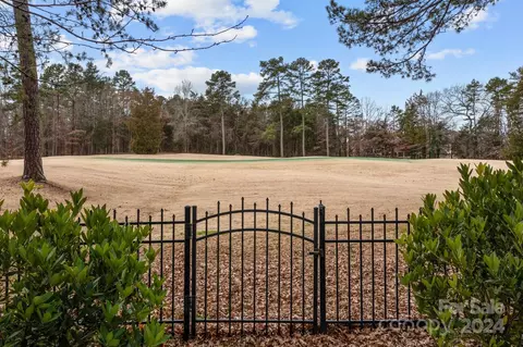Exterior - 18610 River Falls Dr, Davidson, NC 28036 photo 13 of 13