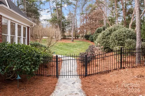 Exterior - 18610 River Falls Dr, Davidson, NC 28036 photo 5 of 13