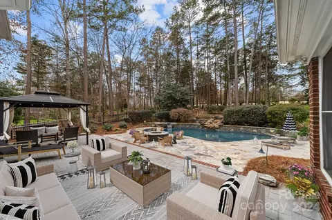 Other - 18610 River Falls Dr, Davidson, NC 28036 photo 8 of 11