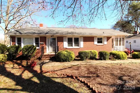 106 Daw St, Clover, SC 29710