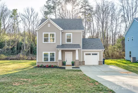 3719 Small Ave, Charlotte, NC 28269