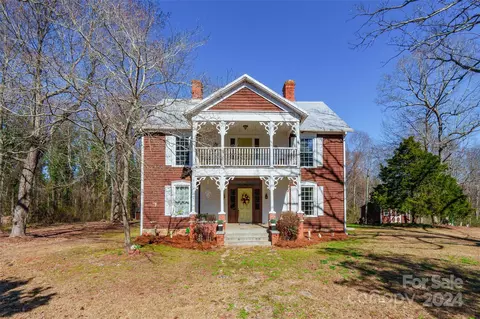 914 Cornwell Rd, Chester, SC 29706