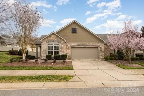 5227 Polo Gate Blvd, Charlotte, NC 28216